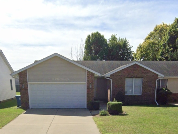 3054 Cascade Dr – Duplex for Rent in Springfield, IL