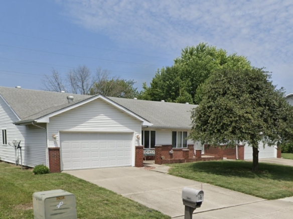 343 Bellerive Rd – 2 Bedroom Duplex in Springfield, IL