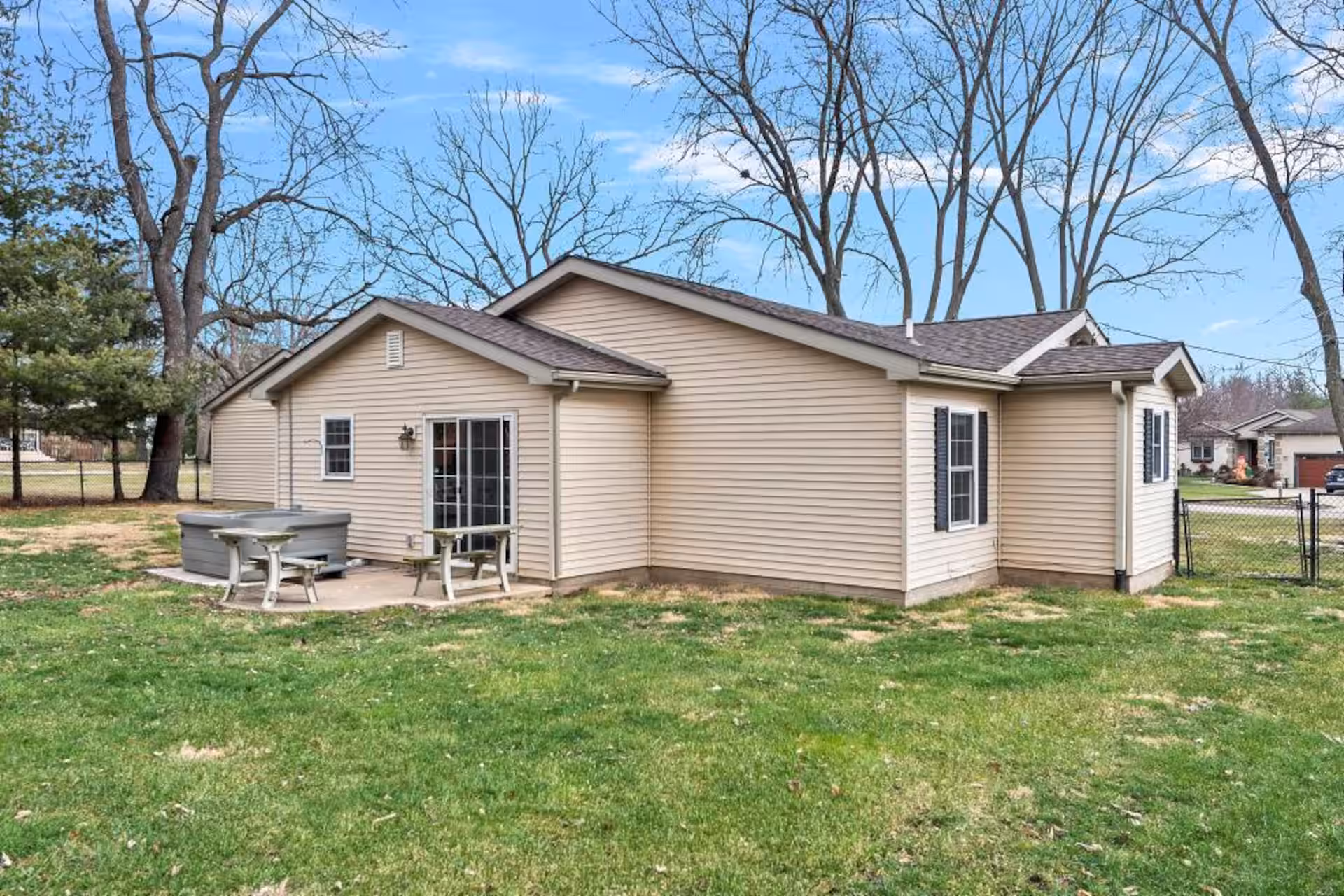 The Archer Home – Short-Term Rental in Springfield, IL