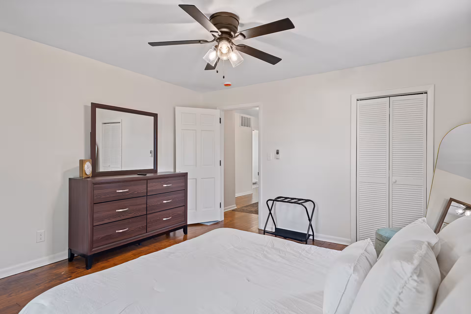 The Archer Homestead – Springfield, IL Short-Term Rental