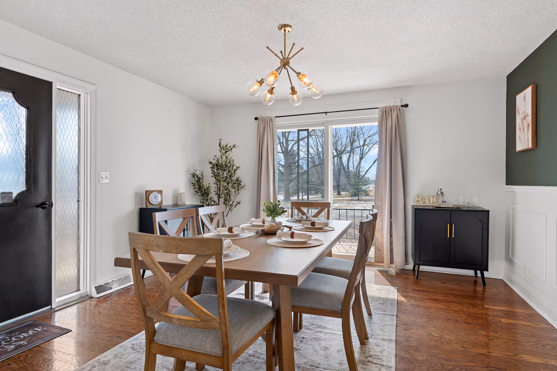 The Archer Homestead – Springfield, IL Short-Term Rental